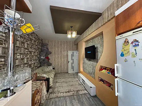 Satılır 2 otaqlı mənzil 42 m²