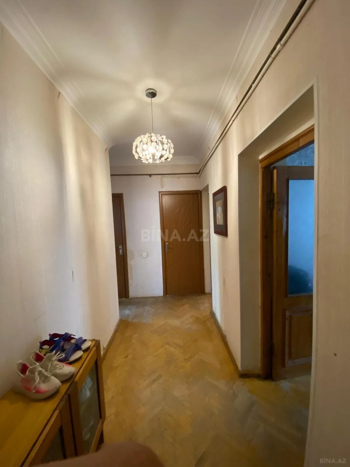 Satılır 4 otaqlı mənzil 110 m²