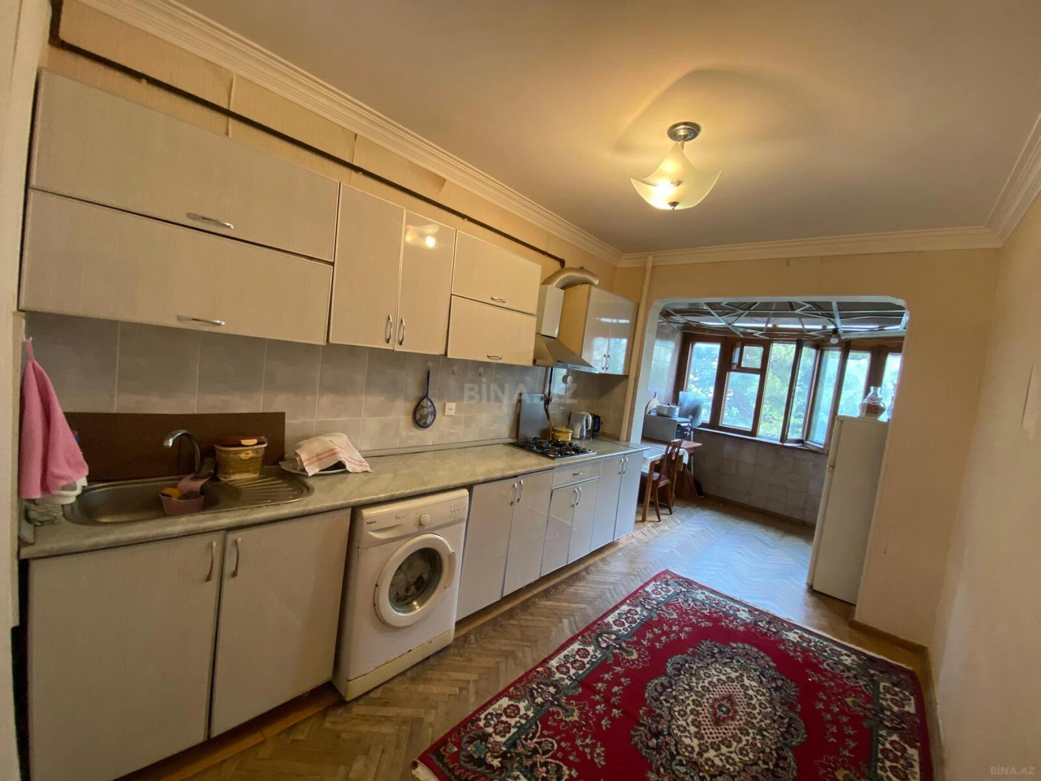 Satılır 4 otaqlı mənzil 110 m²