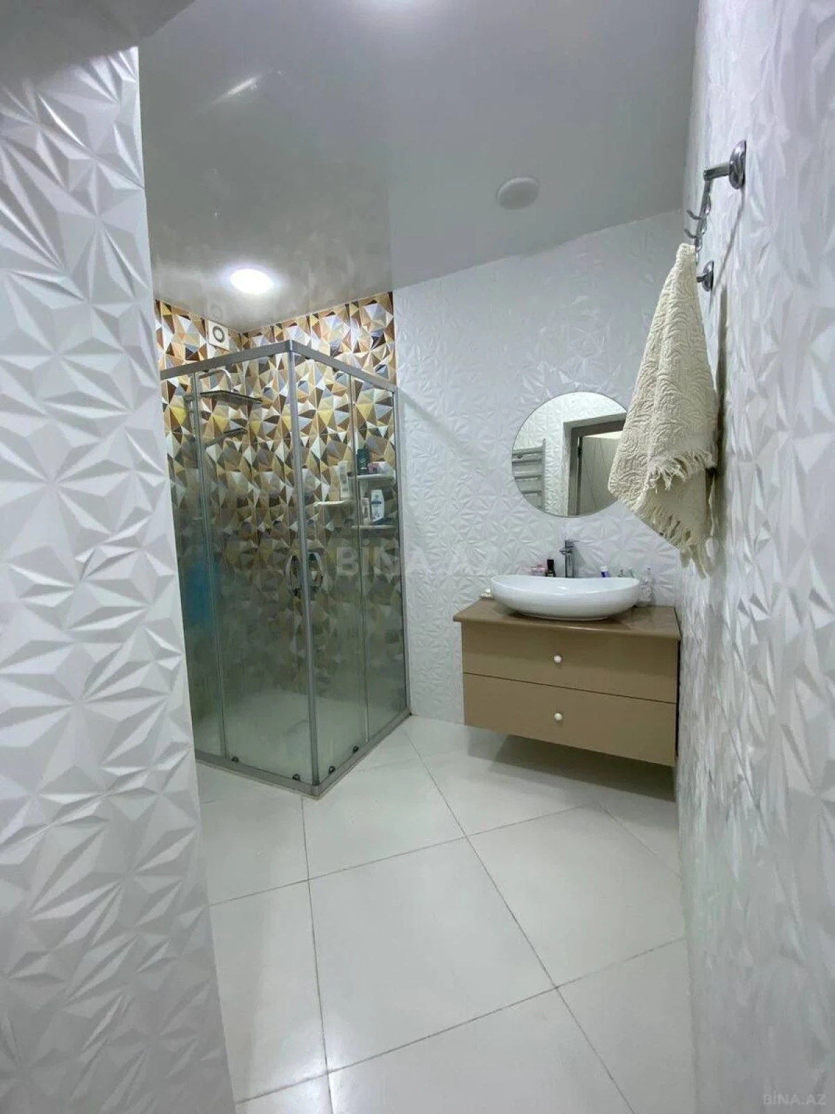 Kirayə verilir 3 otaqlı mənzil 98 m²