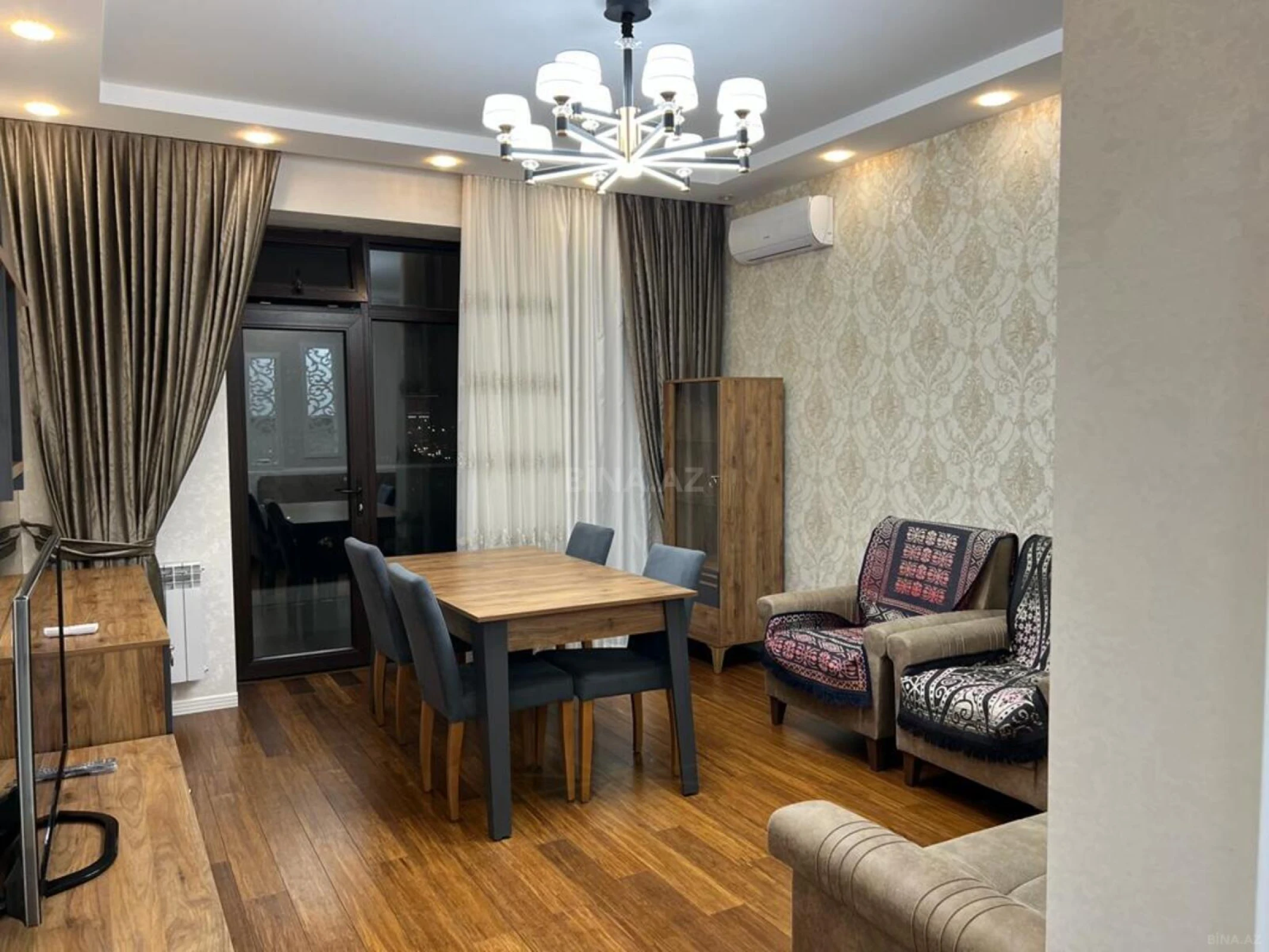 Kirayə verilir 2 otaqlı mənzil 64 m²