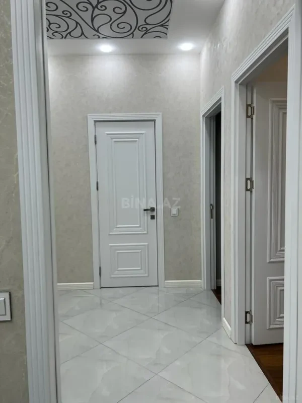Kirayə verilir 2 otaqlı mənzil 64 m²