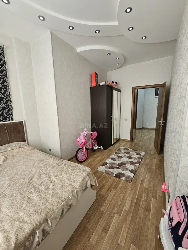 Satılır 3 otaqlı mənzil 105 m²