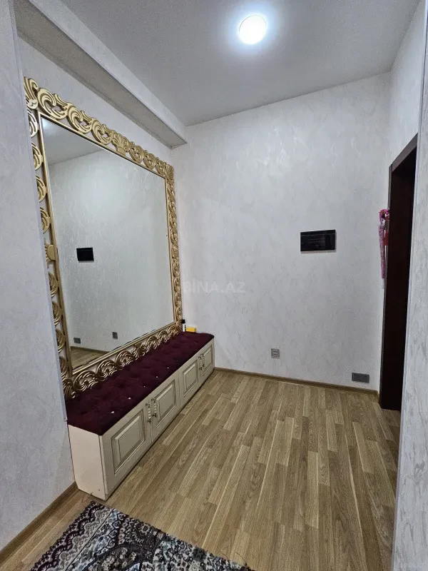 Satılır 3 otaqlı mənzil 105 m²