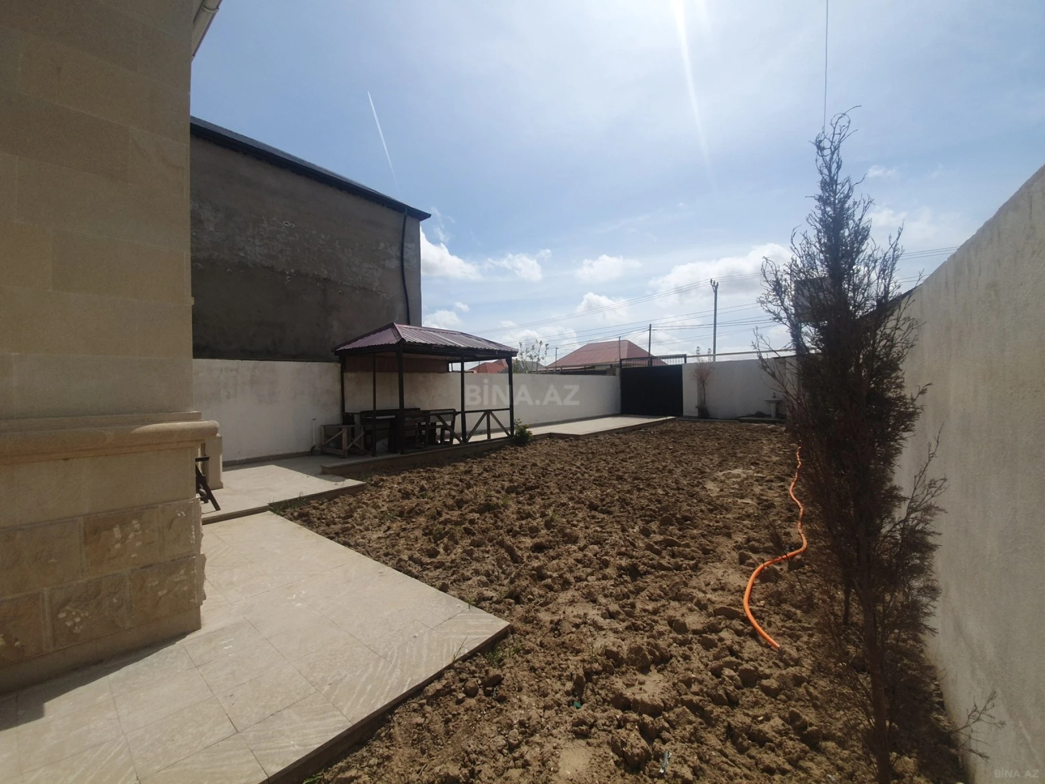 Satılır 3 otaqlı həyət evi 90 m²