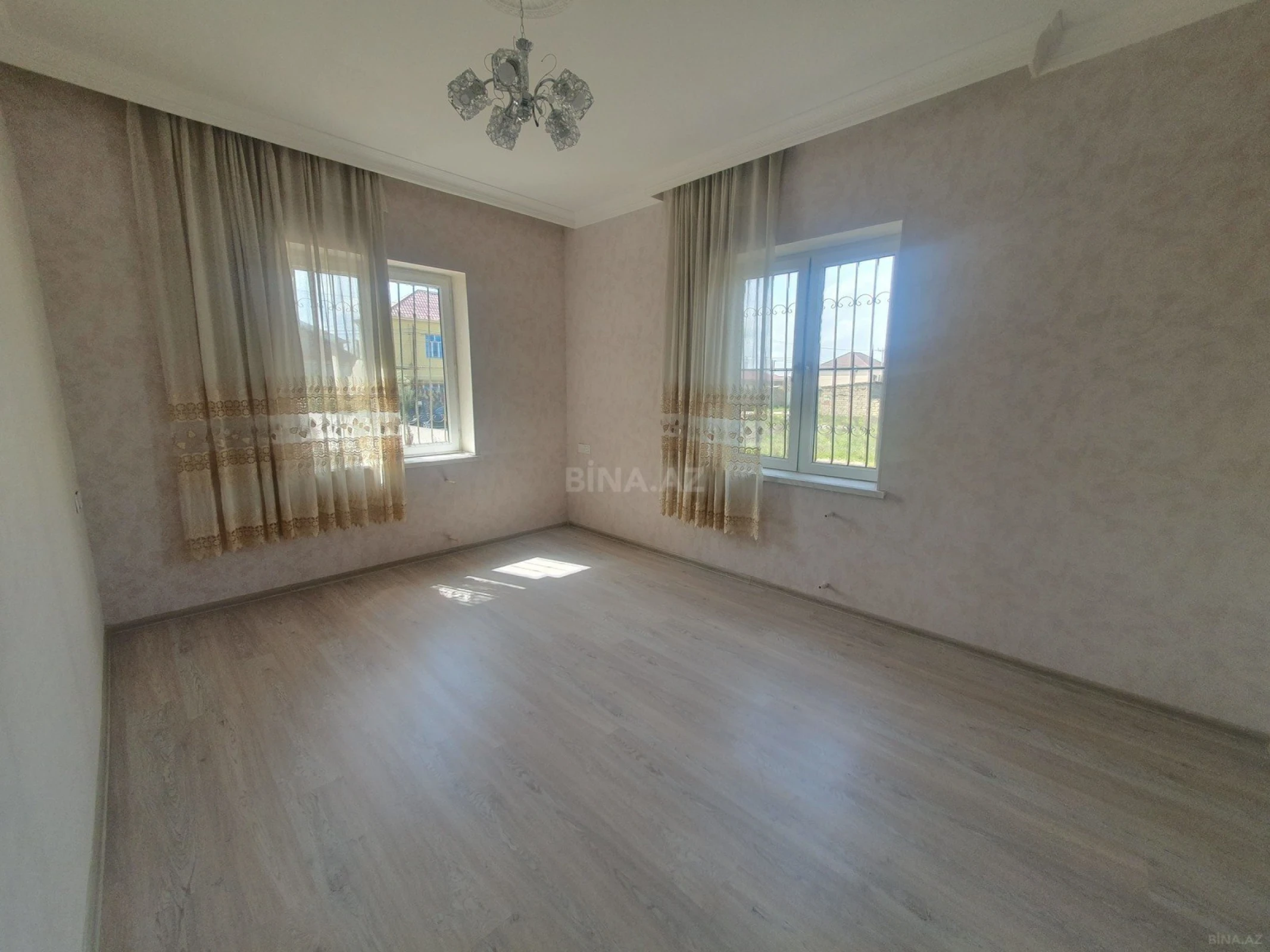 Satılır 3 otaqlı həyət evi 90 m²