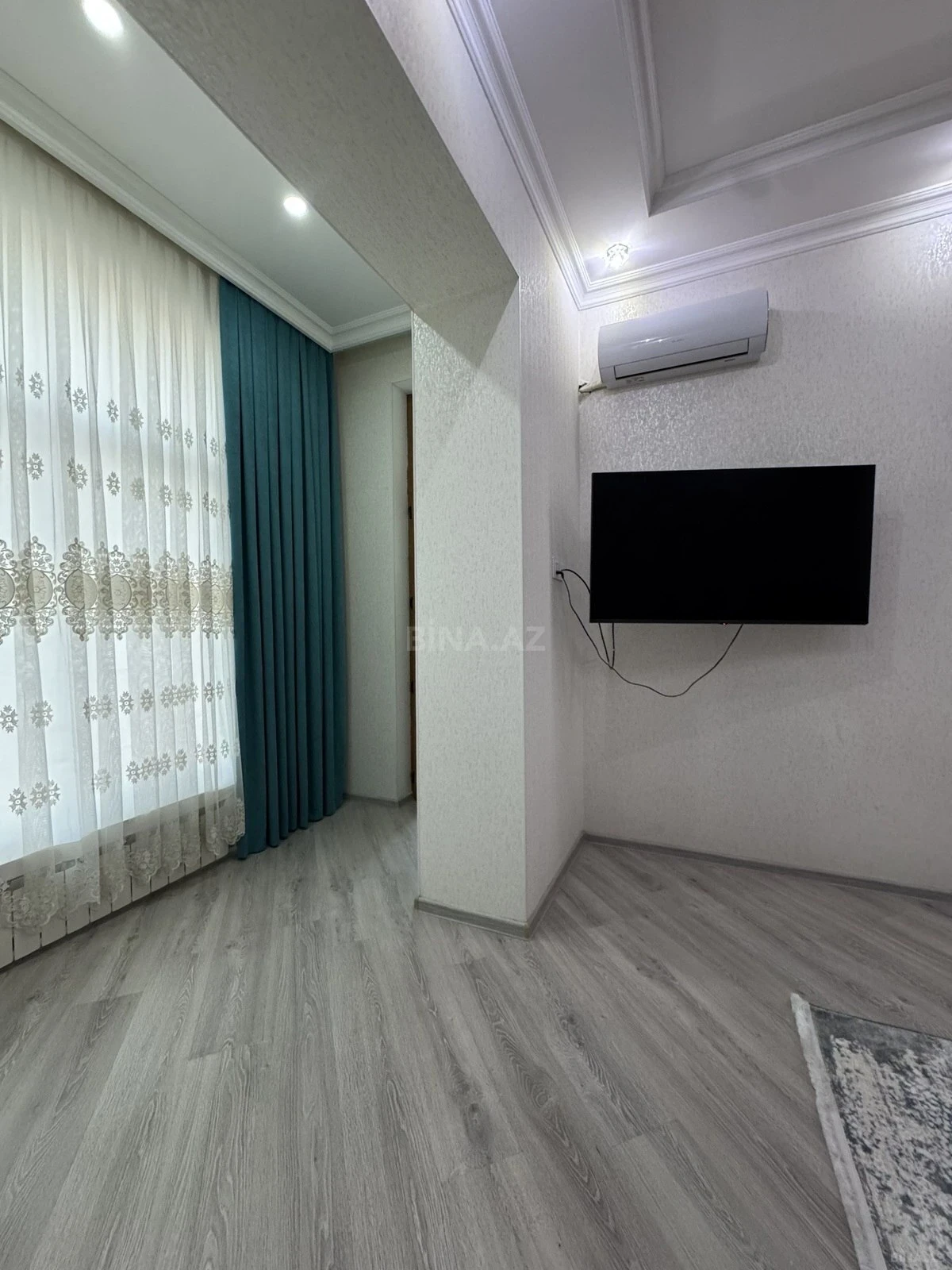 Kirayə verilir 3 otaqlı mənzil 100 m²