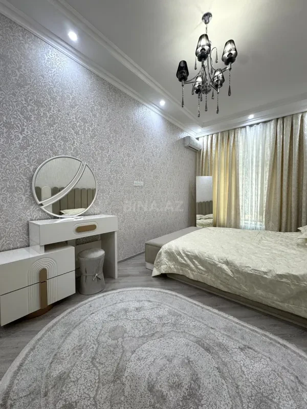 Kirayə verilir 3 otaqlı mənzil 100 m²