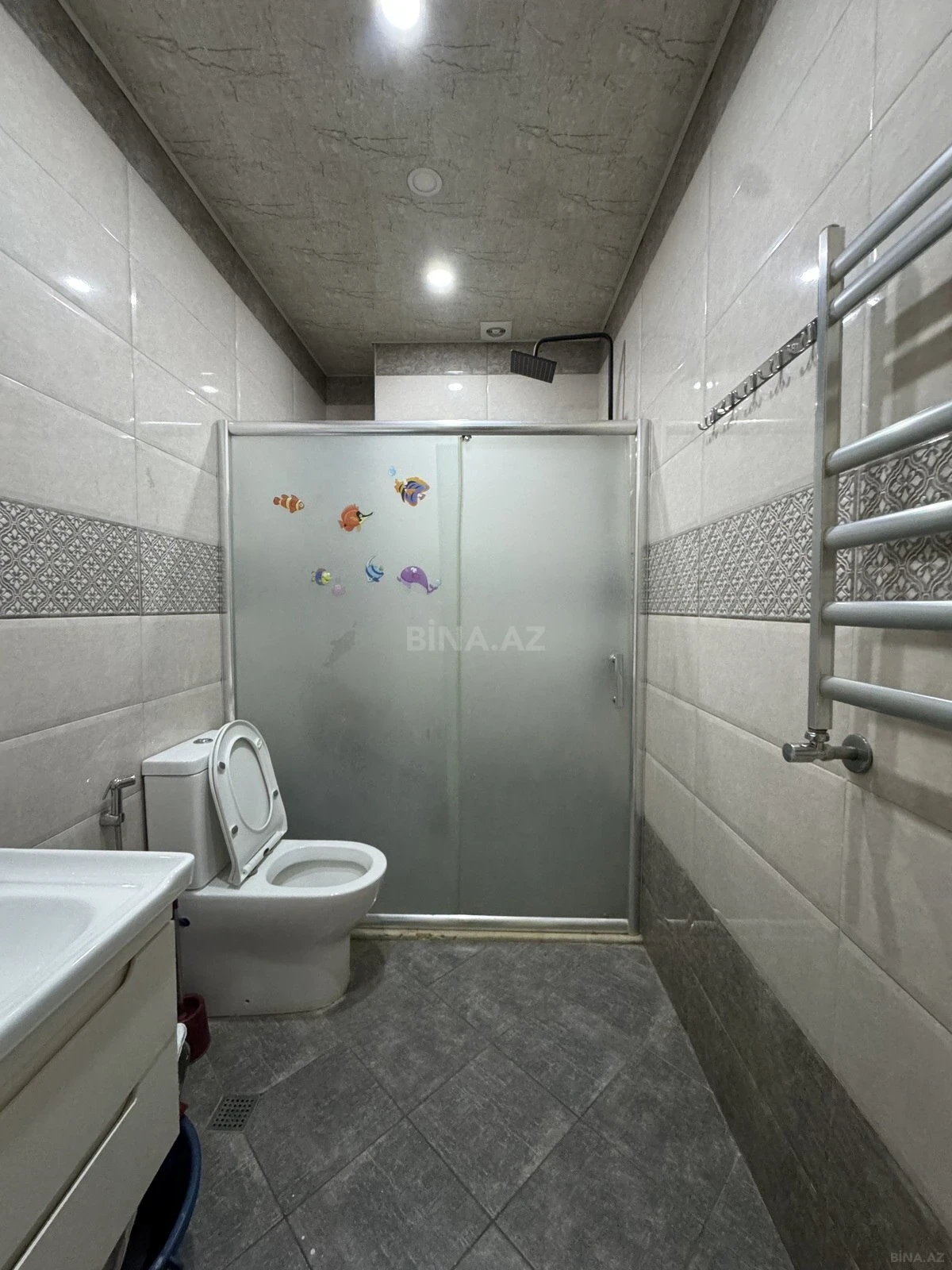 Kirayə verilir 3 otaqlı mənzil 100 m²