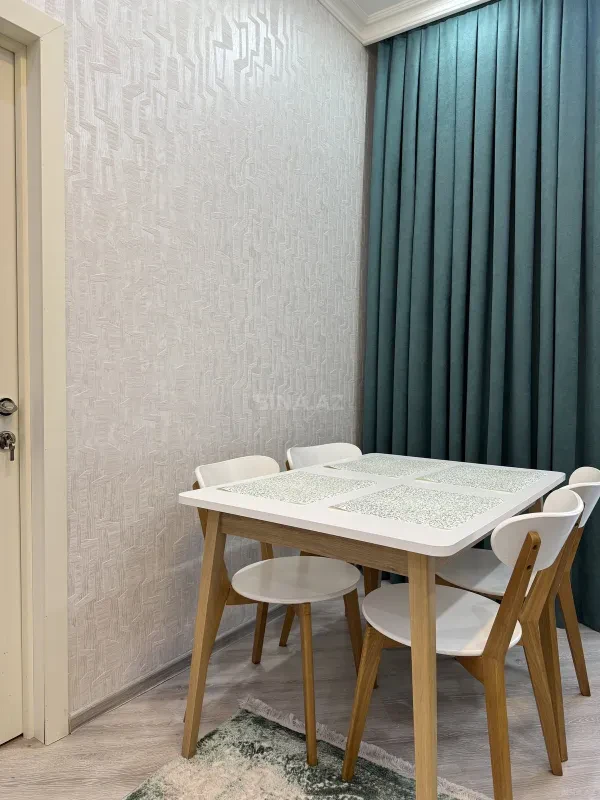 Kirayə verilir 3 otaqlı mənzil 100 m²