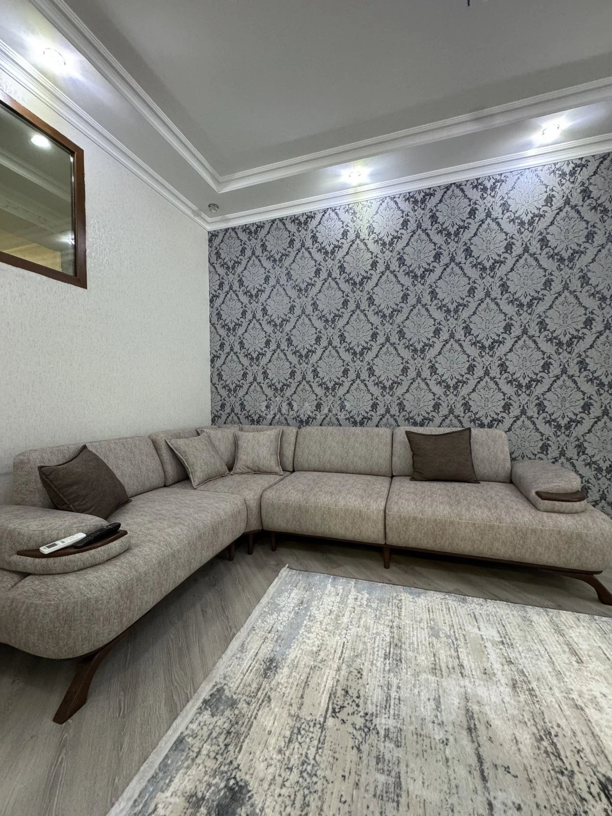 Kirayə verilir 3 otaqlı mənzil 100 m²