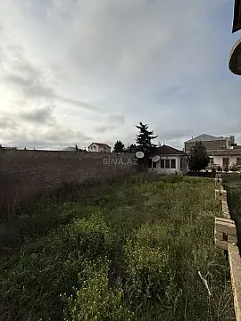 Satılır 10 otaqlı həyət evi 390 m²