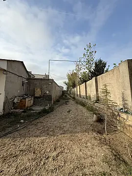 Satılır 10 otaqlı həyət evi 390 m²