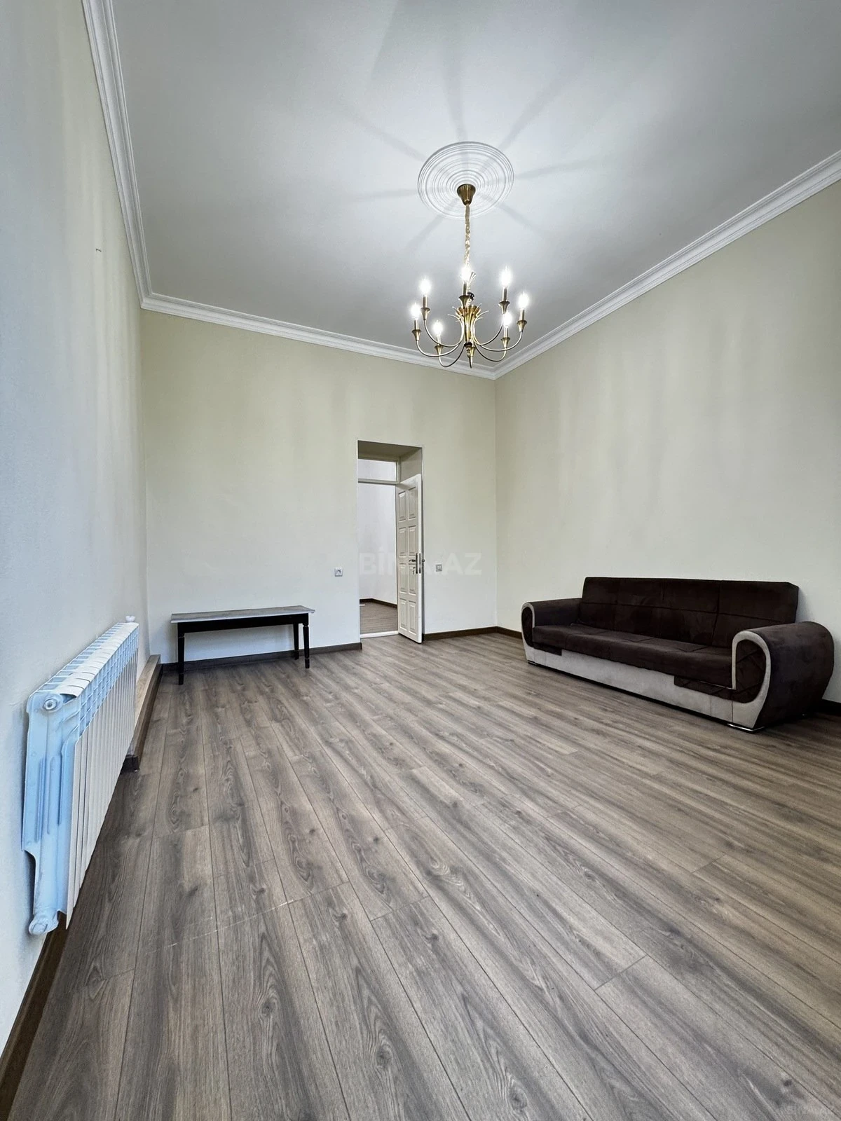 Kirayə verilir 3 otaqlı ofis 90 m²