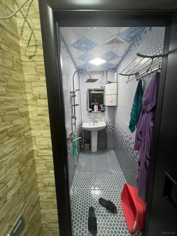 Satılır 2 otaqlı mənzil 62 m²
