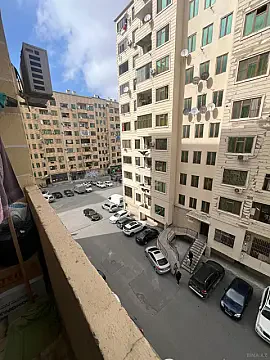 Satılır 2 otaqlı mənzil 62 m²