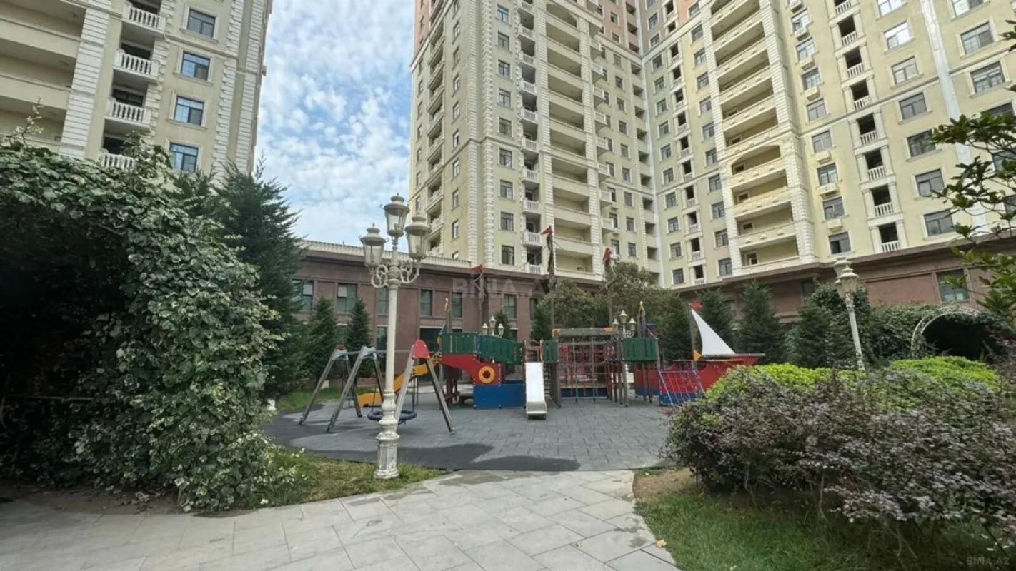 Kirayə verilir 3 otaqlı mənzil 88 m²