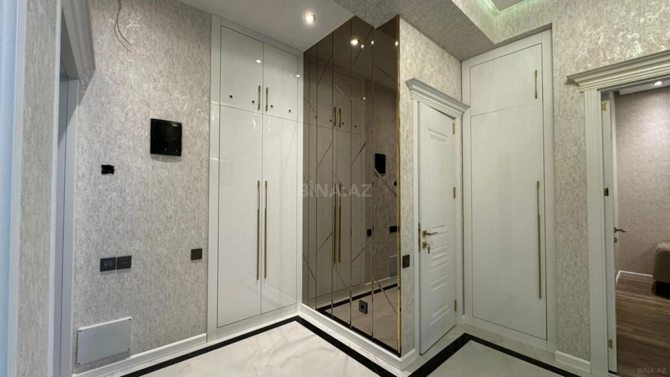 Kirayə verilir 3 otaqlı mənzil 88 m²