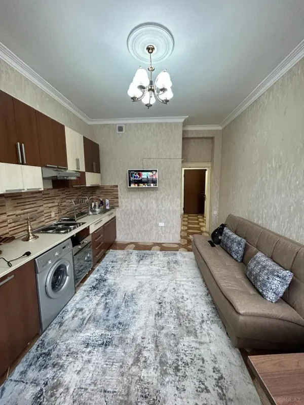 Satılır 1 otaqlı mənzil 60 m²