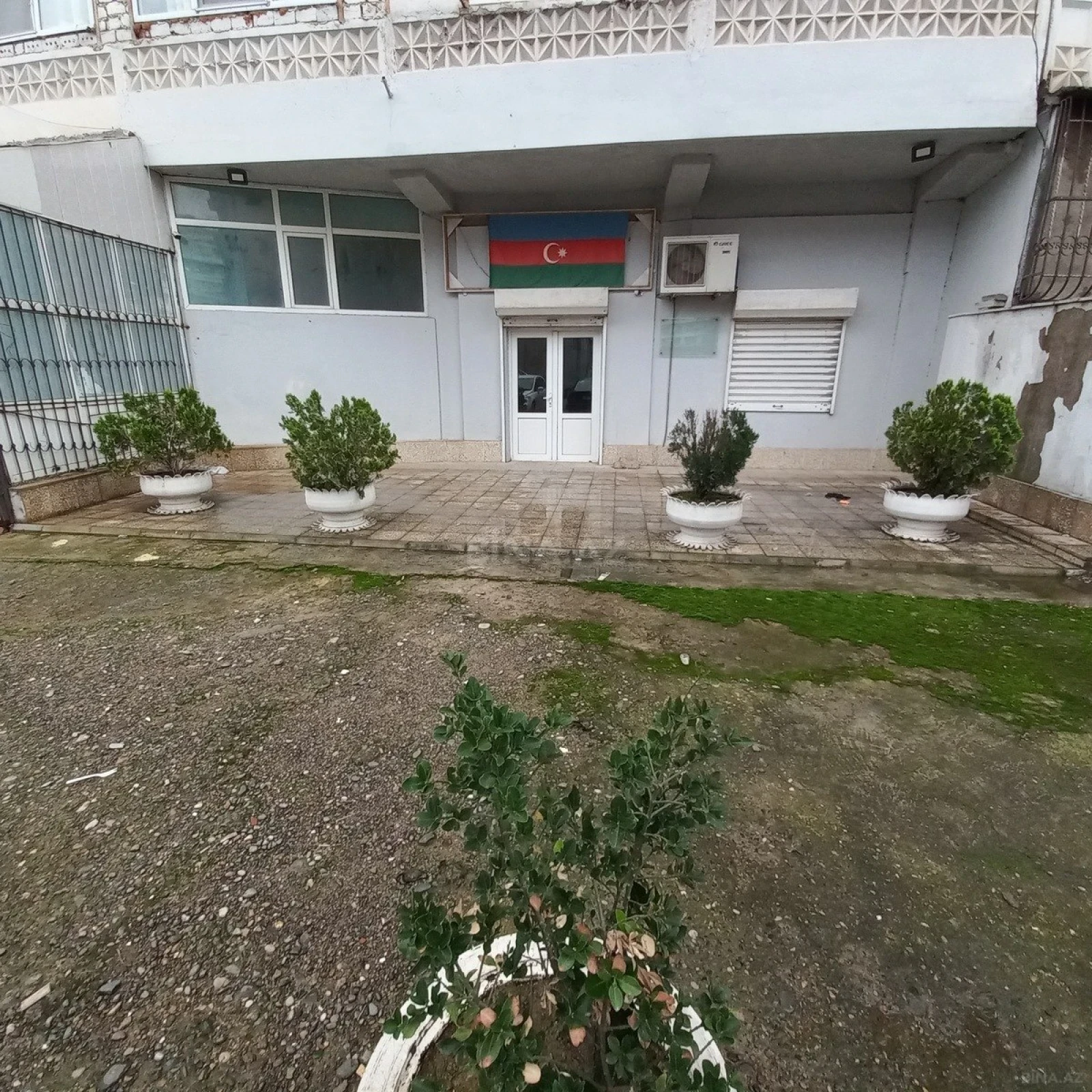 Kirayə verilir obyekt 100 m²