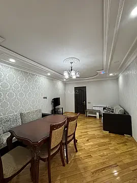 Kirayə verilir 2 otaqlı mənzil 100 m²