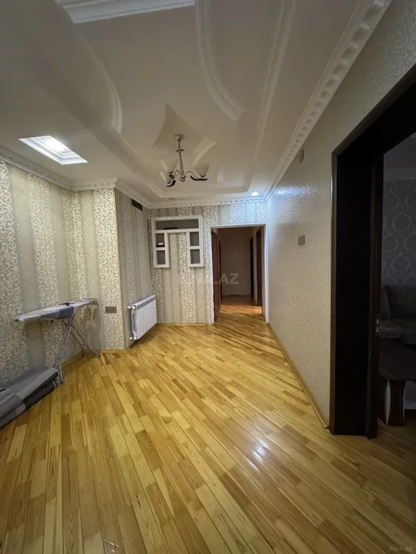 Kirayə verilir 2 otaqlı mənzil 100 m²