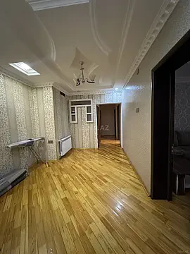 Kirayə verilir 2 otaqlı mənzil 100 m²