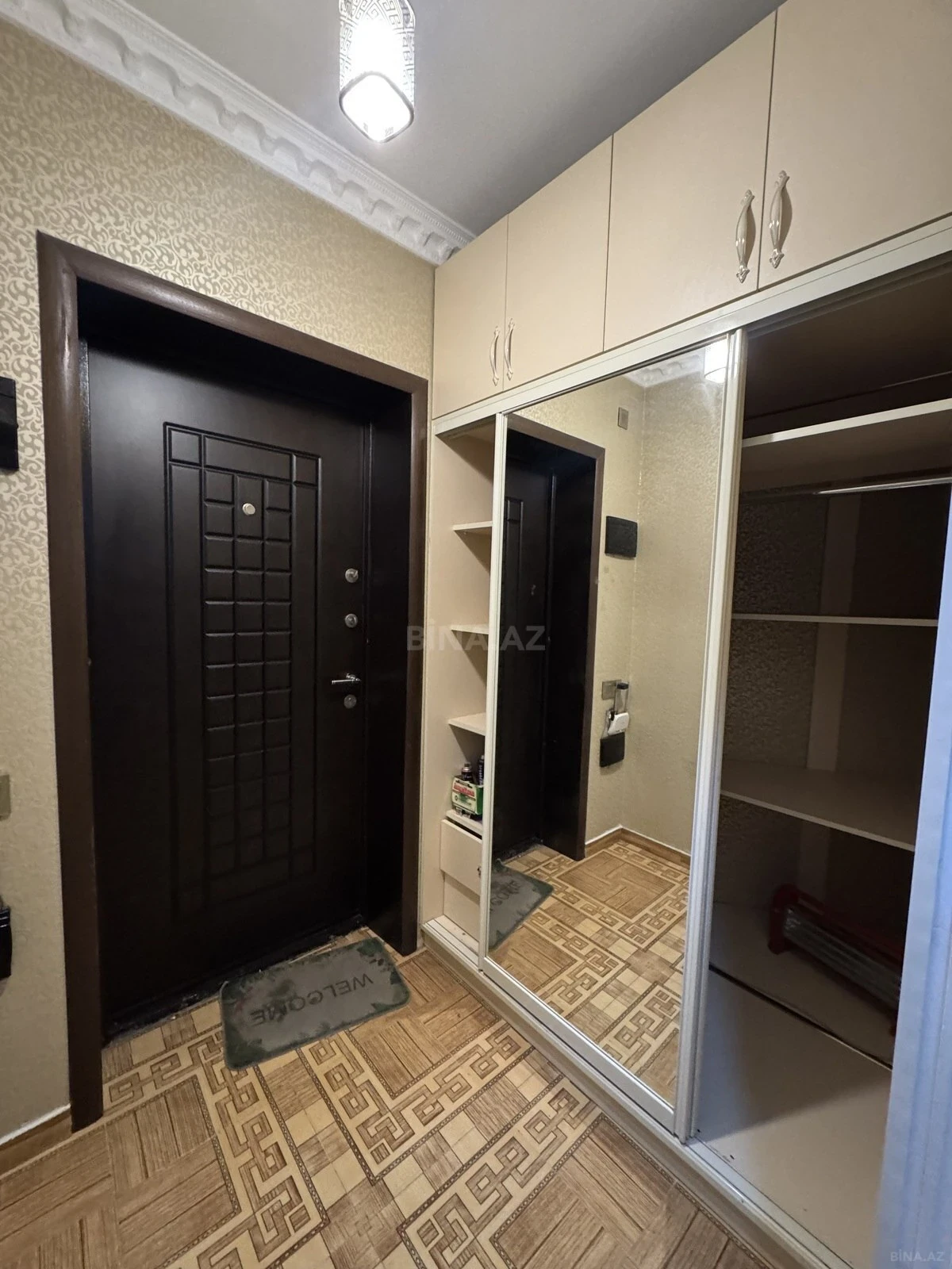 Kirayə verilir 2 otaqlı mənzil 100 m²