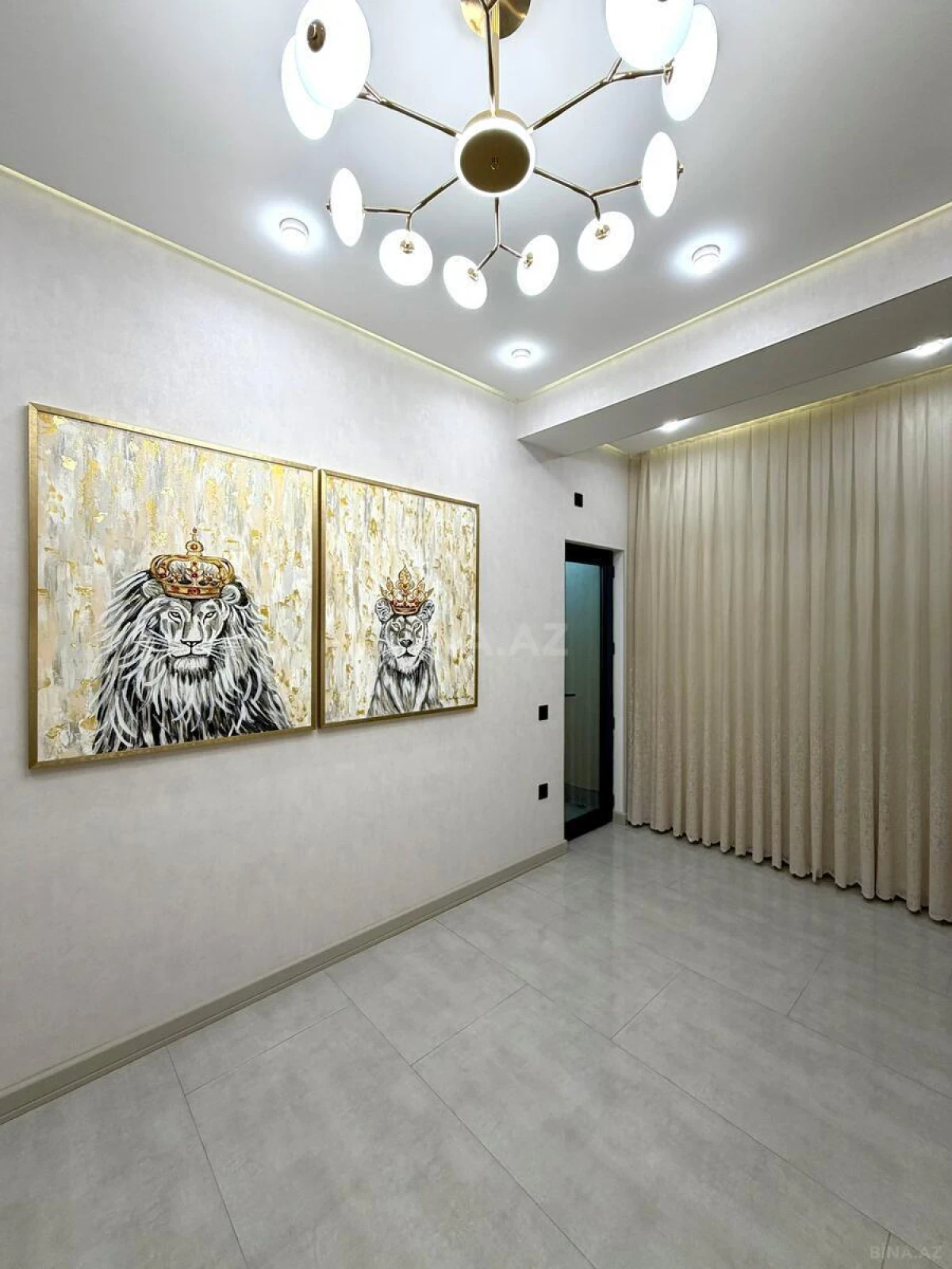 Satılır 2 otaqlı mənzil 76.5 m²