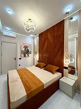 Satılır 2 otaqlı mənzil 76.5 m²