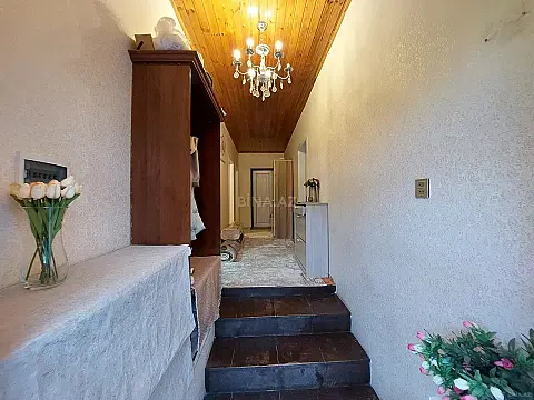 Satılır 6 otaqlı həyət evi 110 m²
