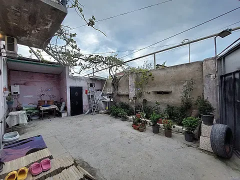 Satılır 6 otaqlı həyət evi 110 m²