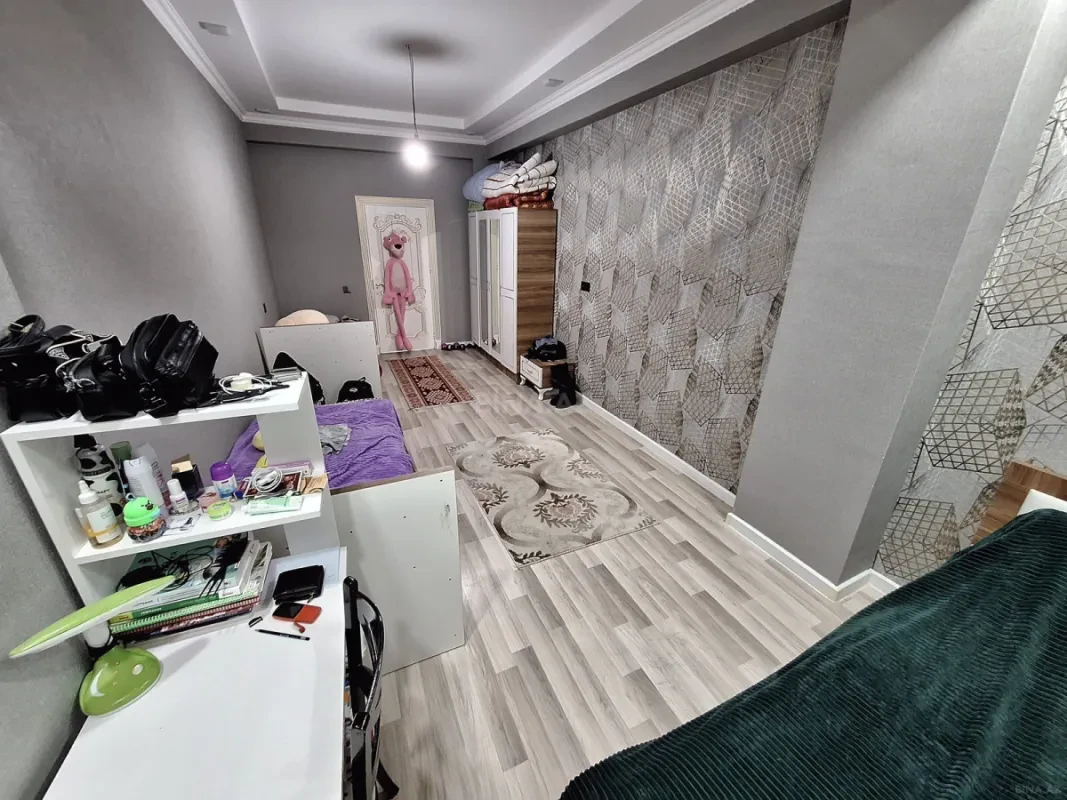 Satılır 3 otaqlı mənzil 116.9 m²