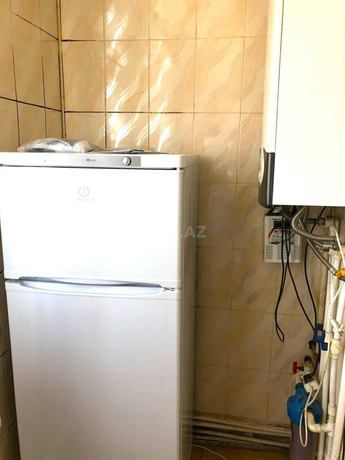 Satılır 5 otaqlı mənzil 130 m²