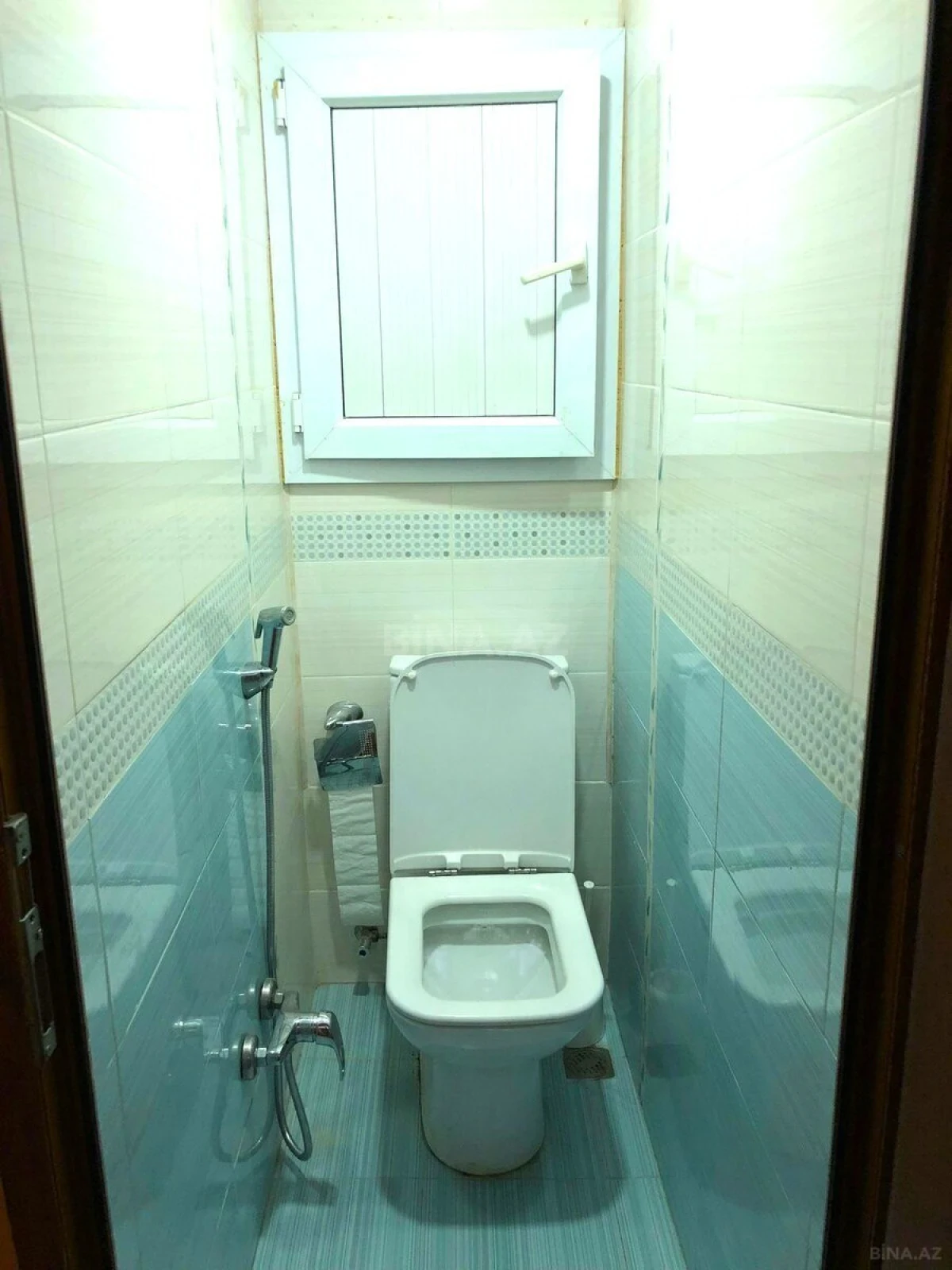Satılır 5 otaqlı mənzil 130 m²