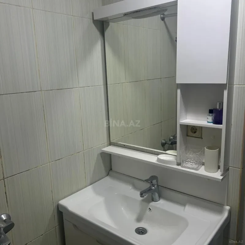 Kirayə verilir 2 otaqlı mənzil 60 m²