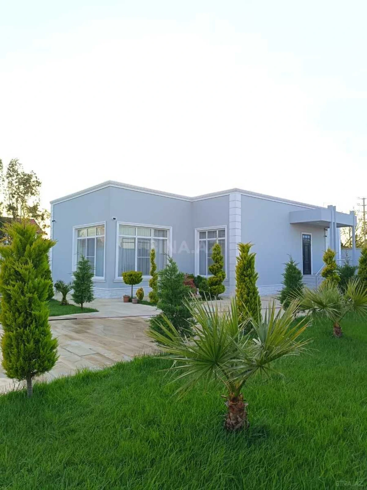 Satılır 4 otaqlı həyət evi 180 m²