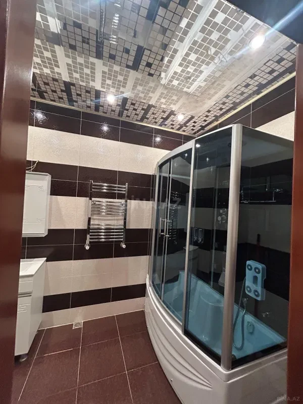 Kirayə verilir 3 otaqlı mənzil 150 m²