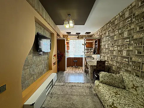 Satılır 2 otaqlı mənzil 42 m²