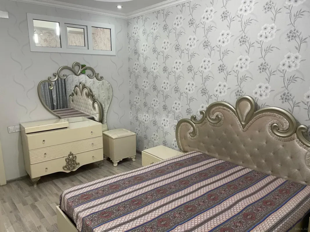 Kirayə verilir 3 otaqlı mənzil 100 m²