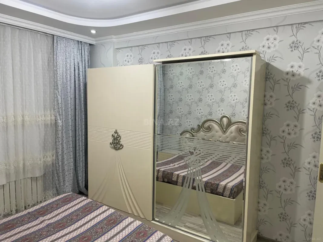 Kirayə verilir 3 otaqlı mənzil 100 m²