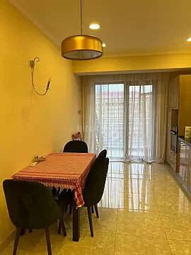 Kirayə verilir 2 otaqlı mənzil 120 m²