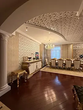Satılır 4 otaqlı mənzil 217 m²