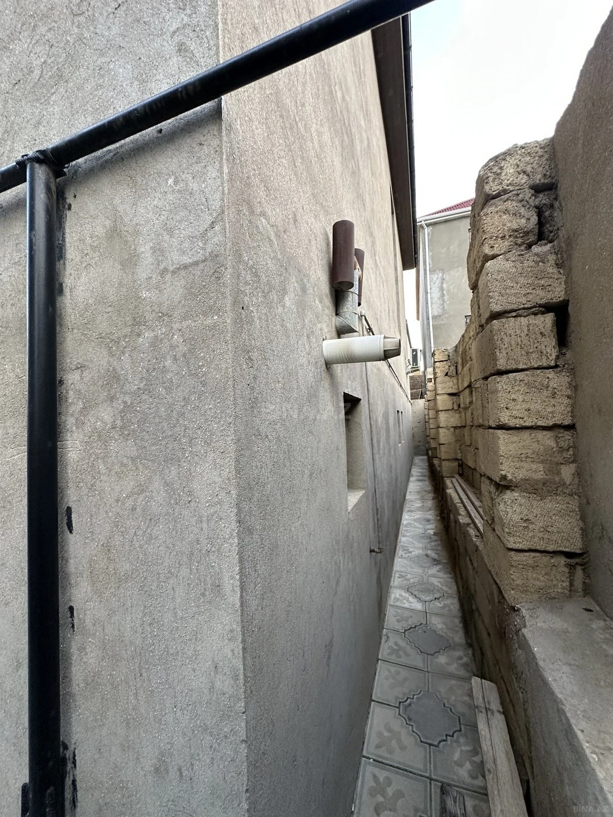 Satılır 6 otaqlı həyət evi 245 m²