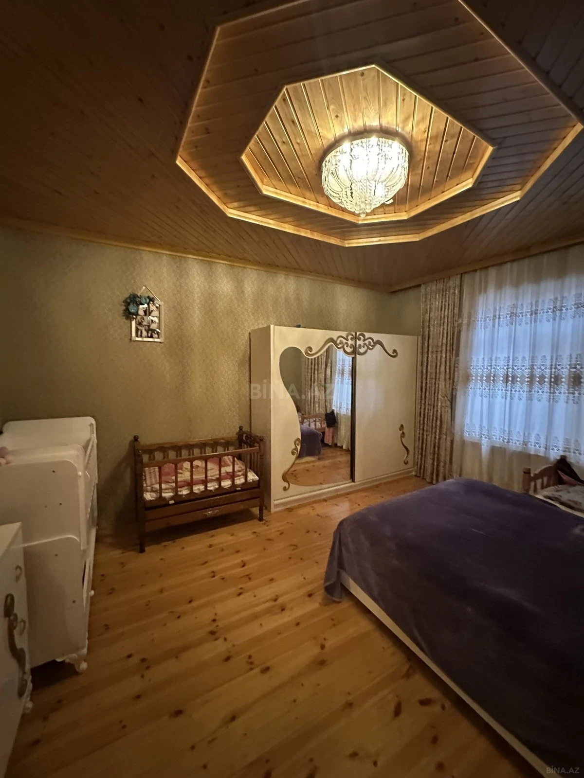 Satılır 6 otaqlı həyət evi 245 m²