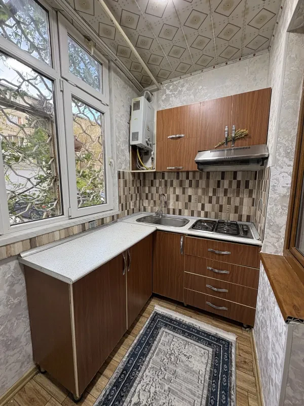 Satılır 3 otaqlı mənzil 50 m²