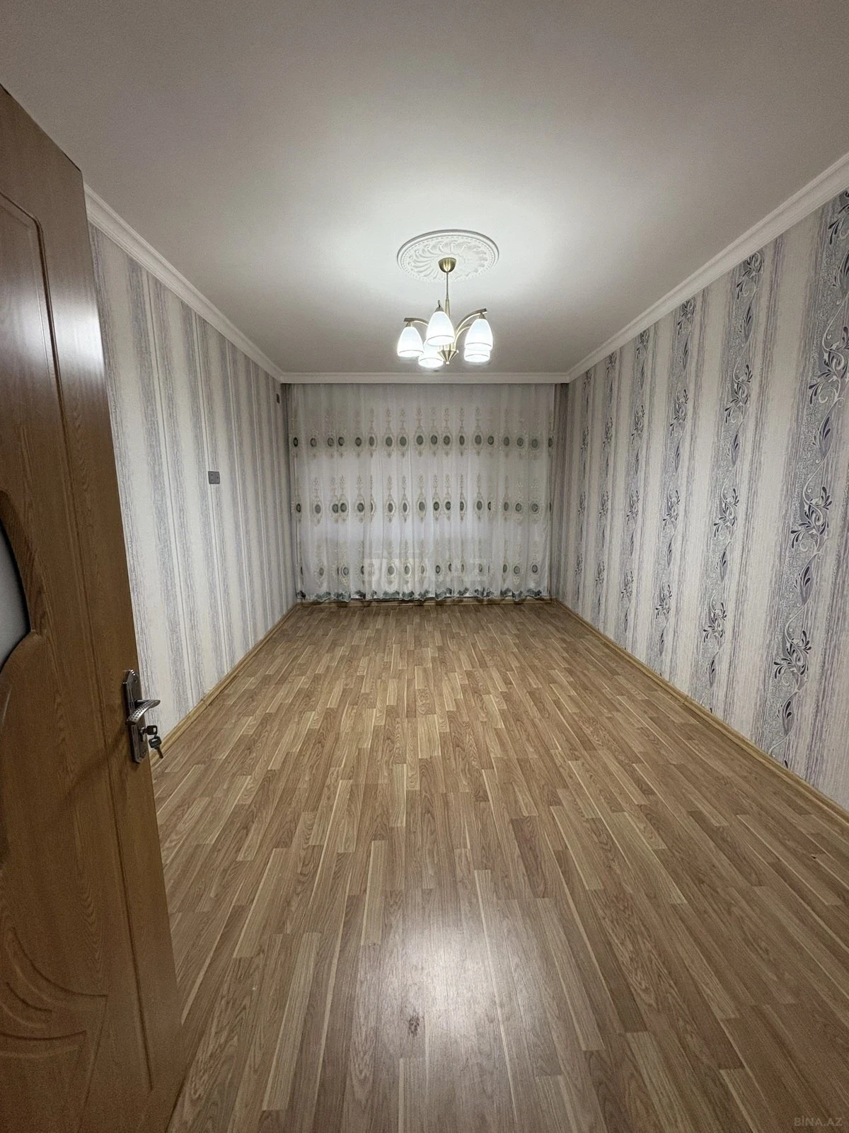 Satılır 3 otaqlı mənzil 50 m²