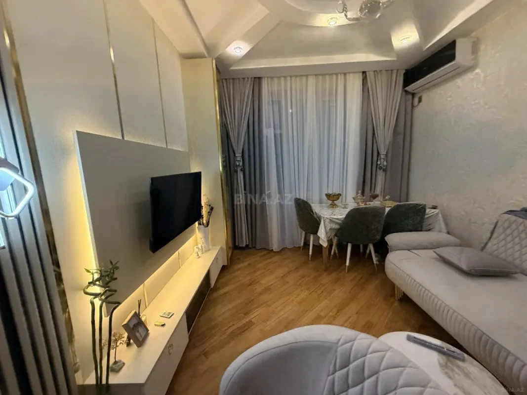 Satılır 2 otaqlı mənzil 54 m²