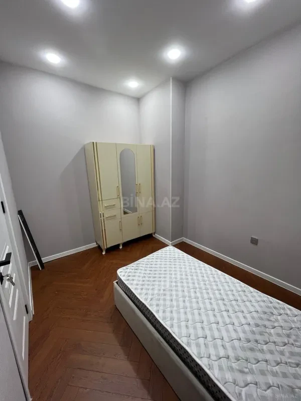 Satılır 3 otaqlı mənzil 68 m²