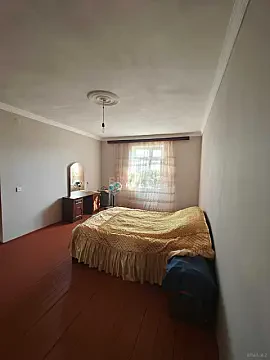 Satılır 6 otaqlı həyət evi 110 m²